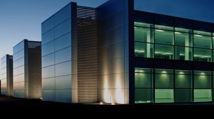 HiCAD ALUCOBOND© für hinterlüftete Fassade